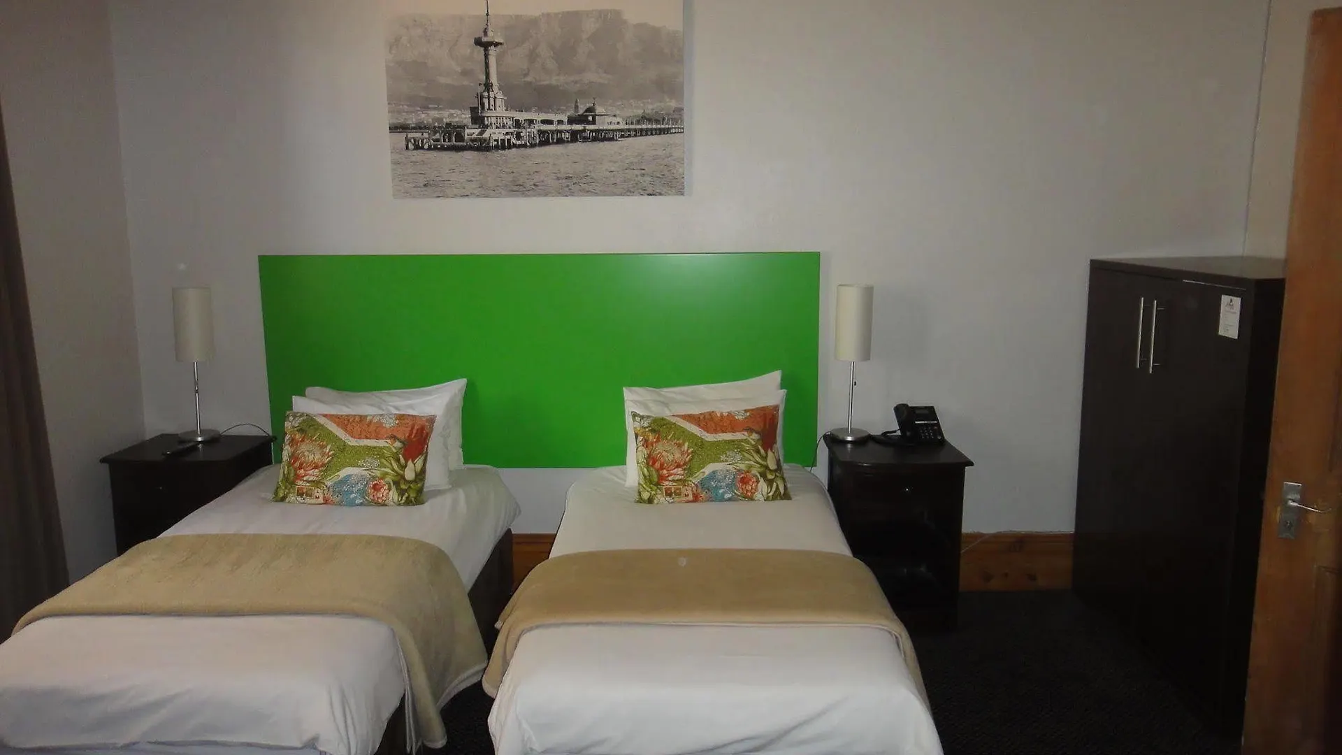 Ashanti Gardens Guesthouse Cape Town 2*,  South Africa